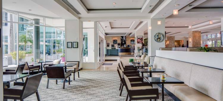 一号美术馆希尔顿逸林套房酒店(Galleryone - a DoubleTree Suites by Hilton)图片