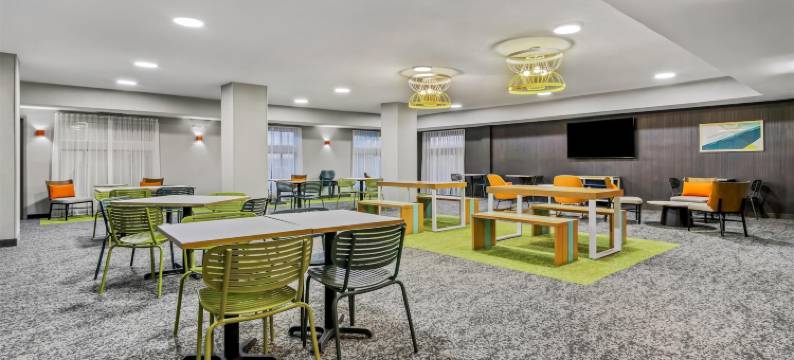 梅里尔维尔希尔顿Spark酒店(Spark by Hilton Merrillville)图片