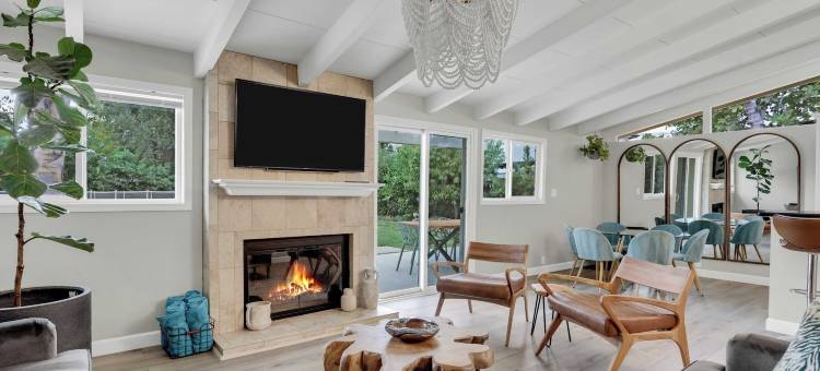 Avantstay西谷大院带泳池！(West Valley by Avantstay Large Yard w/ Pool!)图片