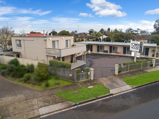 汉密尔顿联排别墅汽车旅馆