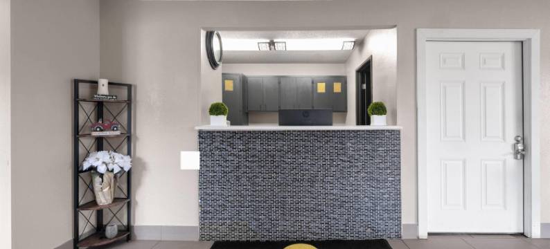 法姆维尔温德姆速8酒店(Super 8 by Wyndham Farmville)图片