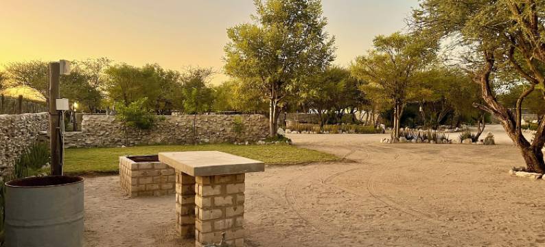 苏克维乡村郊外小屋(Tsumkwe Country Lodge)图片