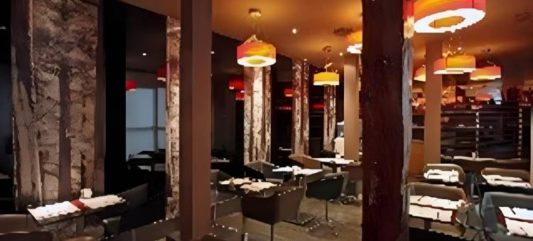 珀蒂宫特雷斯克鲁斯住宿(Petit Palace Tres Cruces)图片