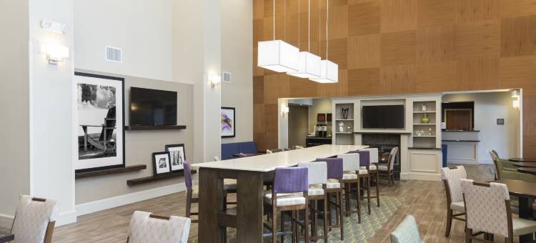 哈特福德曼彻斯特欢朋酒店(Hampton Inn & Suites Hartford-Manchester)图片