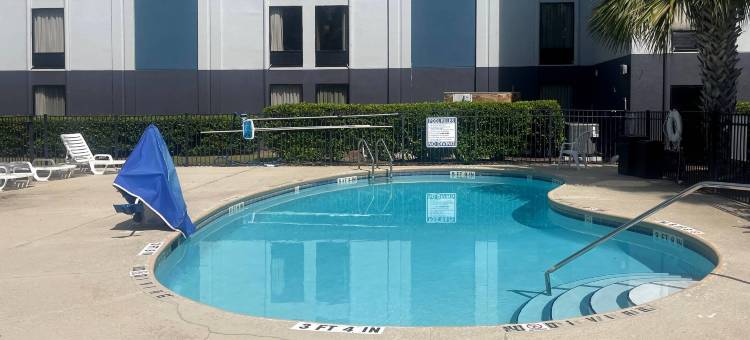 昆廷酒店 杰克逊维尔 - 橙园 靠近海军航空站(Quality Inn Jacksonville - Orange Park Near Naval Air Station)图片