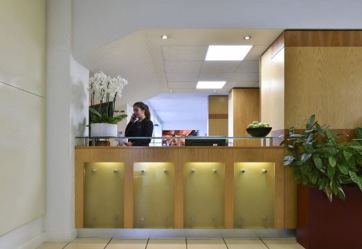 Fraser Place Canary Wharf Hotel Overview