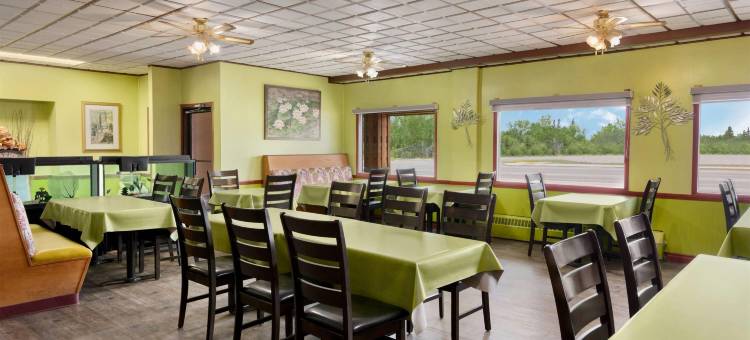 Travelodge by Wyndham Dawson Creek图片