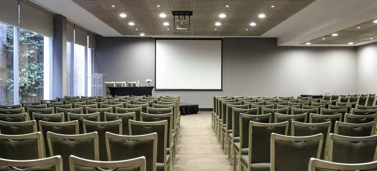 圣地亚哥维塔库拉铂尔曼酒店(Pullman Santiago Vitacura)图片