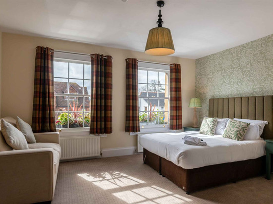 理查德盎斯洛酒店