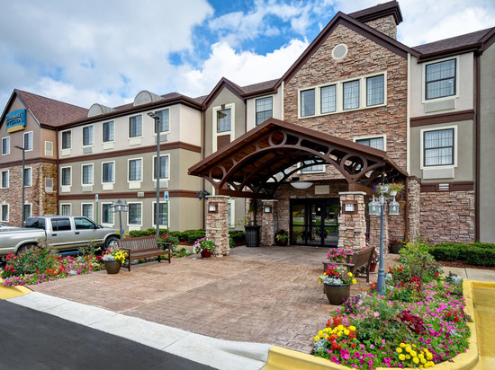 Staybridge Suites 大急流城的KENTWOOD by IHG