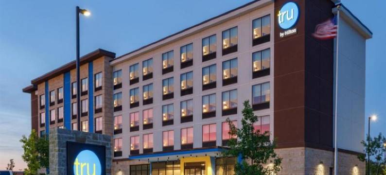 达拉斯弗赖拉辛希尔顿特鲁酒店(Tru by Hilton Frisco Dallas)图片