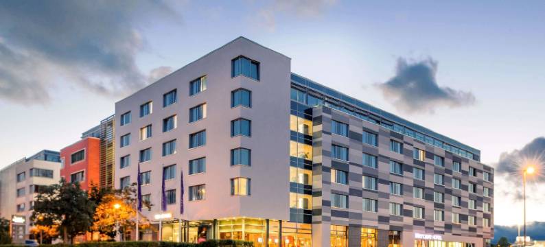 法兰克福埃施伯恩黑弗曼公园美居酒店(Mercure Hotel Frankfurt Eschborn Helfmann Park)图片