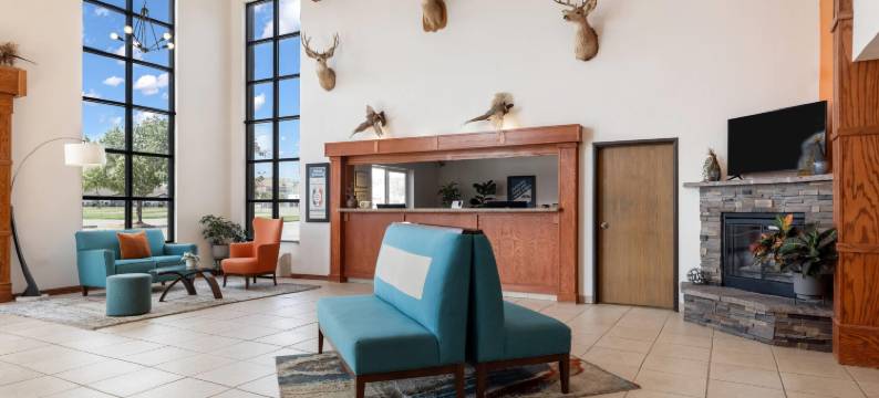 奥科马温德姆豪生套房酒店(Howard Johnson by Wyndham Oacoma Hotel & Suites)图片