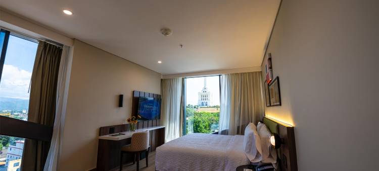 希尔顿欢朋酒店圣地亚哥-德洛斯卡瓦列罗斯(Hampton by Hilton Santiago de Los Caballeros)图片