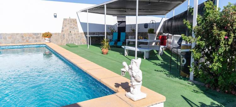 Modern holiday home in Almeria with pool图片