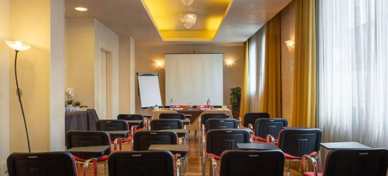 帕多瓦海军上将 iH 酒店(IH Hotels Padova Admiral)图片