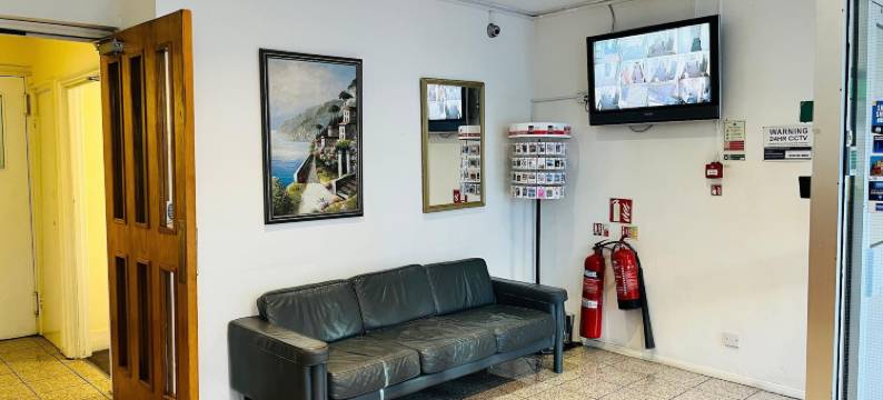 艾丽瓦酒店(Arriva Hotel)图片