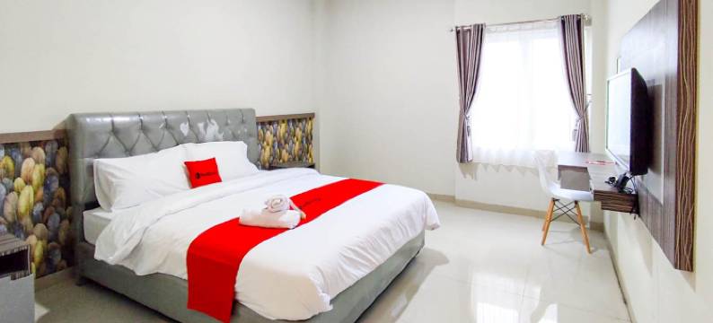 红门酒店-近萨特里亚体育馆区(RedDoorz Syariah Near Gor Satria Area)图片