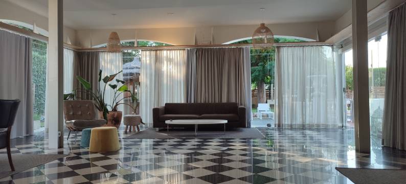 菲格雷斯公园酒店(Hotel & Restaurant Figueres Parc)图片