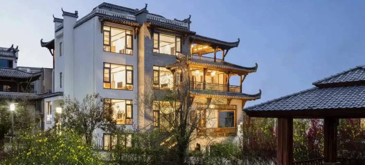 花筑·婺源徽遇阁民宿(县中心弦高古城店)图片