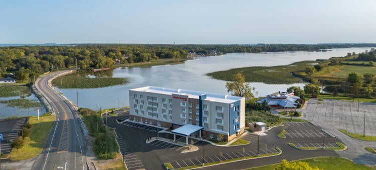 希尔顿欢朋酒店及套房克林顿港 卡塔巴岛(Hampton Inn and Suites by Hilton Port Clinton Catawba Island)图片