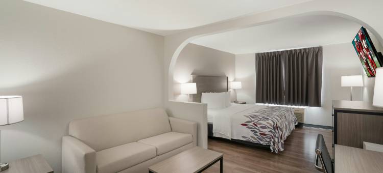 卡罗尔顿西乔治红顶套房酒店(Red Roof Inn & Suites Carrollton, GA-West Georgia)图片