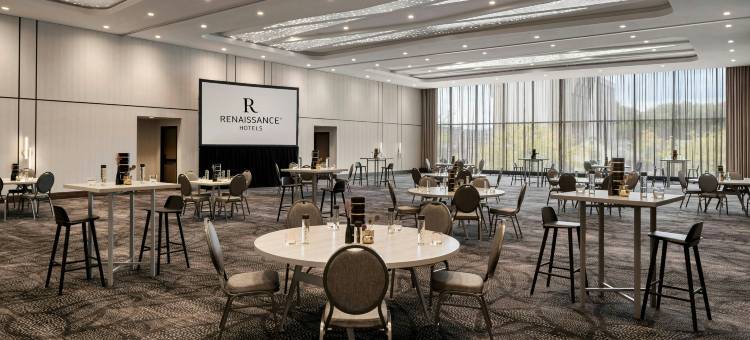西密尔沃基万丽酒店(Renaissance Milwaukee West Hotel)图片