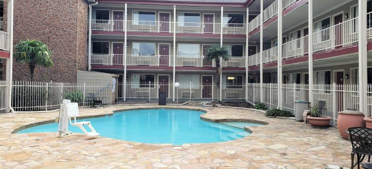 肯纳红顶酒店-新奥尔良机场东北(Red Roof Inn Kenner - New Orleans Airport NE)图片