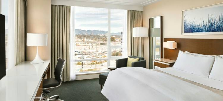 威斯汀温哥华机场沃尔中心酒店(The Westin Wall Centre, Vancouver Airport)图片
