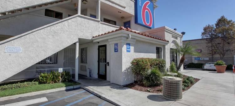 洛杉矶6号汽车旅馆- 贝尔弗劳尔(Motel 6 Bellflower, CA - Los Angeles)图片