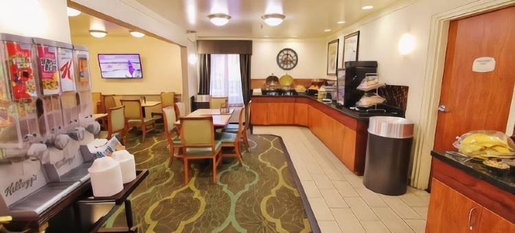 费拉格尔斯塔夫呗盟套房酒店(Baymont by Wyndham Flagstaff)图片