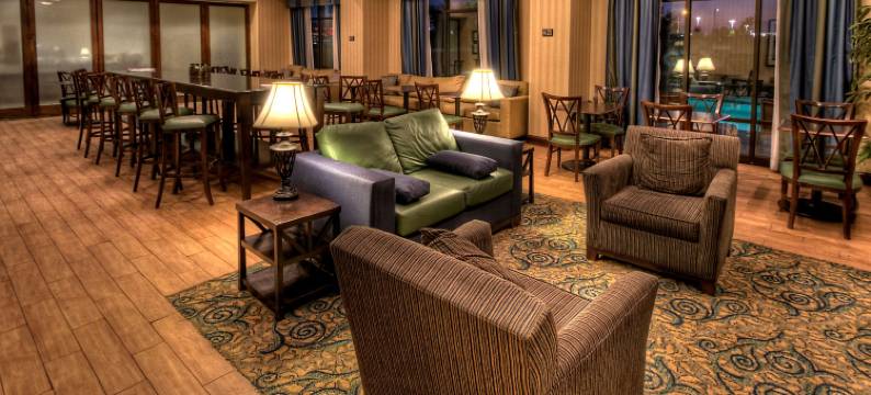 罗阿诺克拉皮兹希尔顿欢朋酒店(Hampton Inn Roanoke Rapids)图片