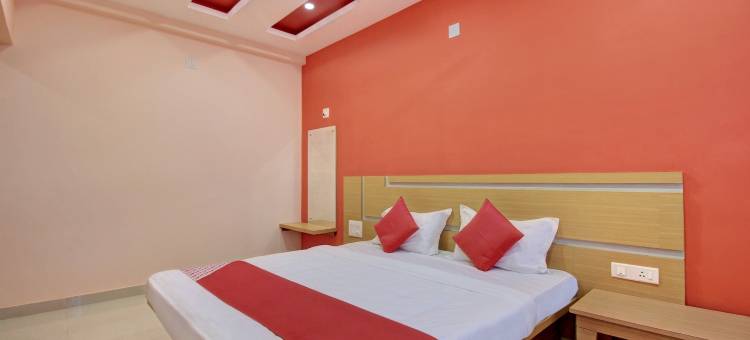 首都O 13489嘉鲁达舒适酒店(Capital O 13489 Garuda Comforts)图片