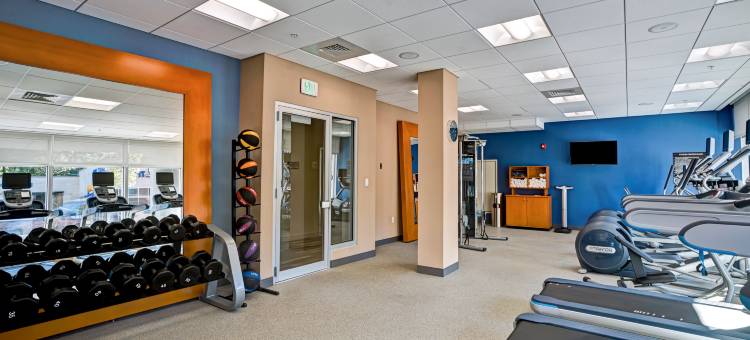 波士顿布鲁克林-长木医学区Homewood Suites by Hilton(Homewood Suites by Hilton Boston Brookline-Longwood Medical)图片