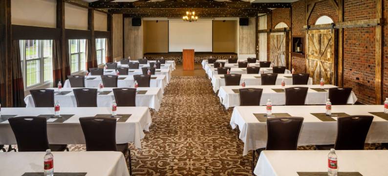 坎顿大学贝斯特韦斯特酒店(Best Western University Inn)图片