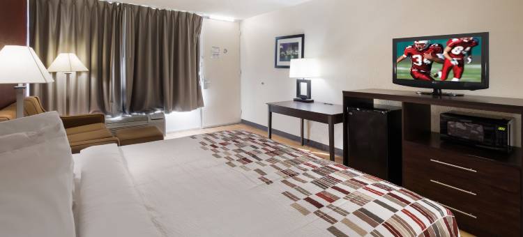 地平线酒店 & 套房(Horizon Inn & Suites)图片