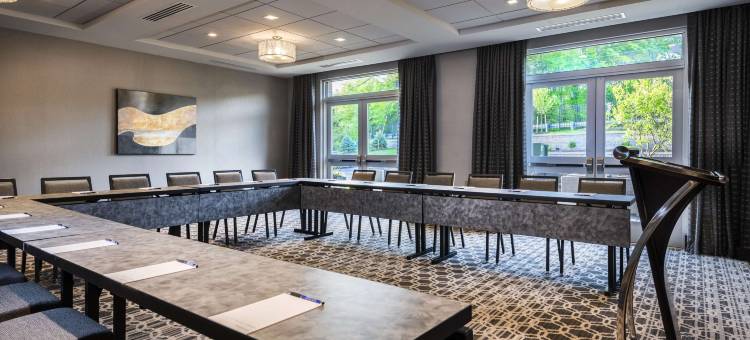 新泽西州布里奇沃特欢朋酒店(Hampton Inn & Suites Bridgewater)图片