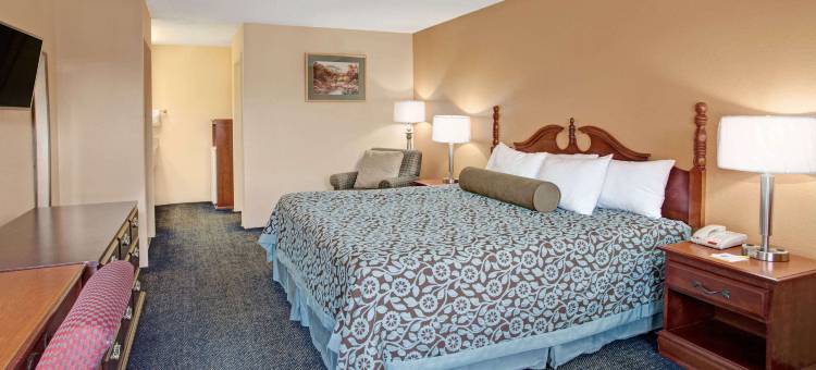 玛丽埃塔怀特沃特戴斯酒店(Days Inn by Wyndham Marietta White Water)图片