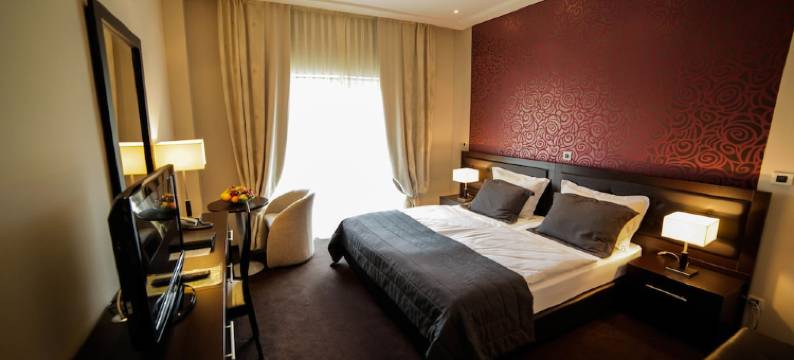 勒尼杰别墅酒店(Hotel Villa Lenije)图片