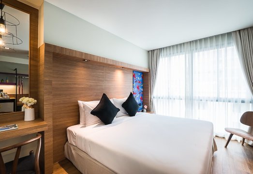 Sunshine Hip Hotel Over view