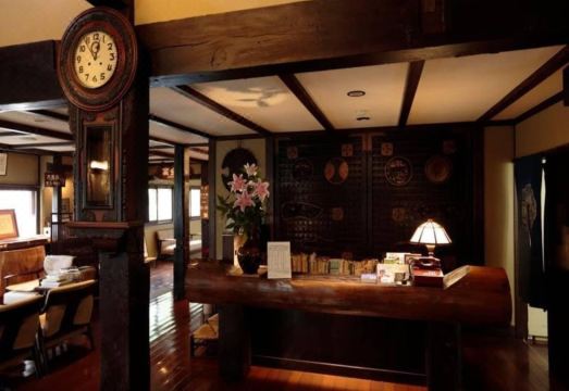 Shirakabeso Hotel Overview