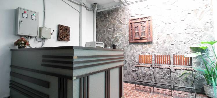 红门酒店@瑟图兰拉亚(RedDoorz @ Seturan Raya)图片