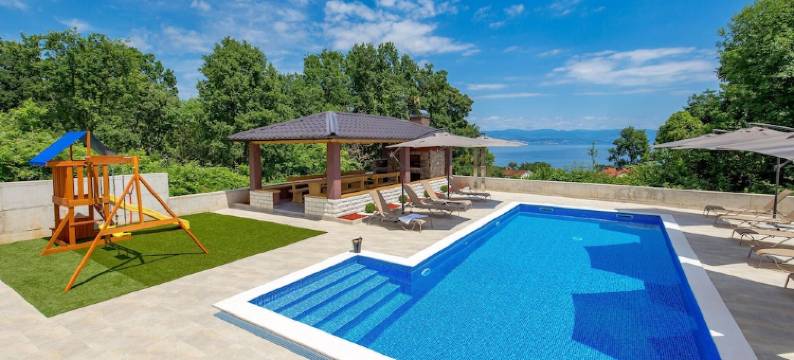 Awesome Apartment in Opric with Wifi图片