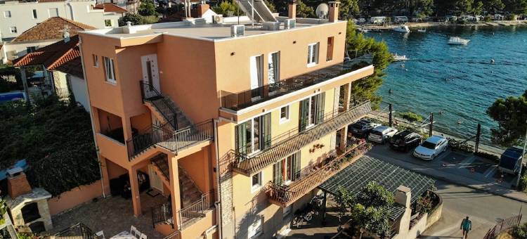 落日公寓(Sunset Apartment)图片