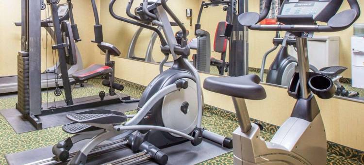 布拉克锡尔84高速公路舒适酒店(Comfort Inn Blackshear Hwy 84)图片