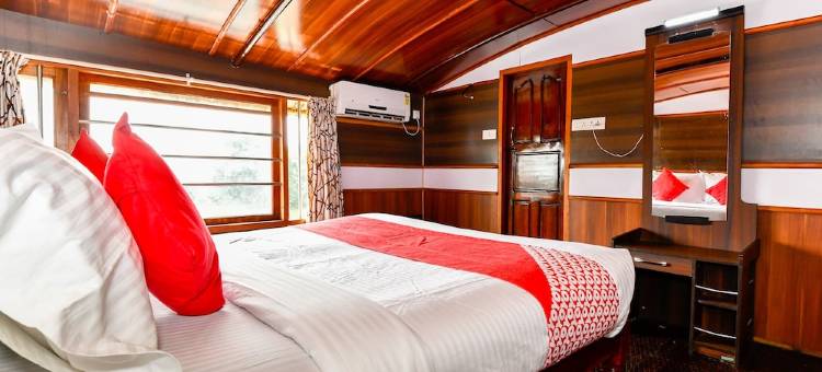 OYO 24920 Indraprastha Royal Castle Sharing Houseboat图片