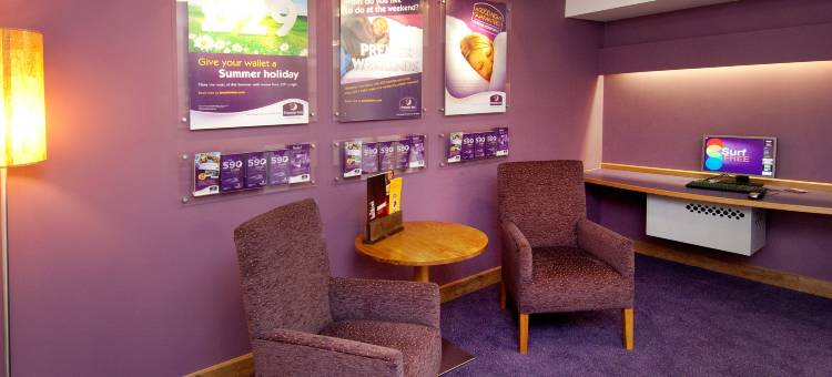 伦敦瑞斯利酒店(Premier Inn London Ruislip)图片