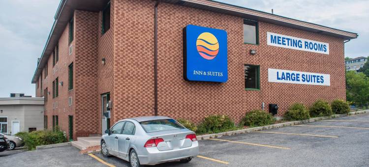 舒适套房酒店(Comfort Inn & Suites)图片