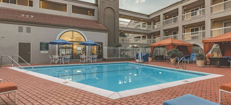 旧金山机场西拉昆塔温德姆套房酒店(La Quinta Inn & Suites by Wyndham San Francisco Airport West)图片