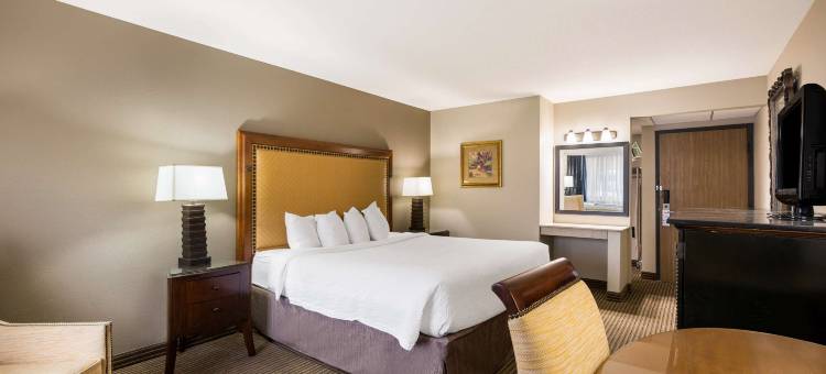 Revel Hotel Minot, SureStay Collection by Best Western图片